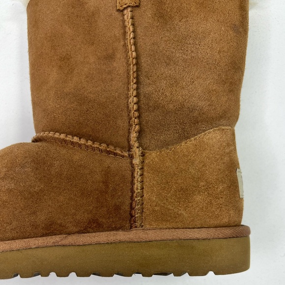 UGG Bailey Eva SINGLE Boot Leather Sheepskin Fur Suede Button Snow Right Foot 5 - Picture 8 of 13